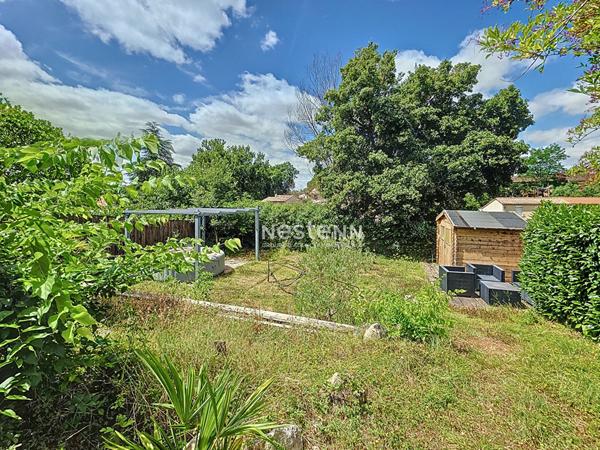 A VENDRE - ST. JEAN - Maison familiale 6 pièces, garage et jardin