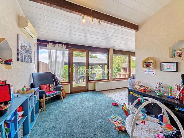 A VENDRE - ST. JEAN - Maison familiale 6 pièces, garage et jardin