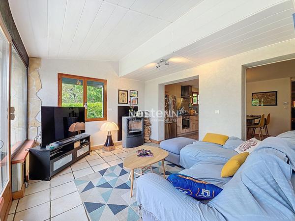 A VENDRE - ST. JEAN - Maison familiale 6 pièces, garage et jardin