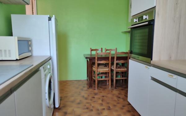 Maison à vendre    6 pièces •  Alès