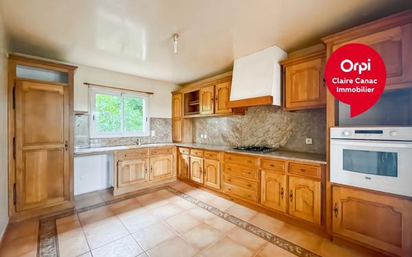 Maison à vendre    5 pièces •  Castres
