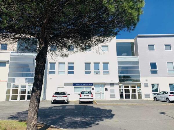 Bureau à louer 43 m2 à Saint-Nazaire quartier Océanis rénové
