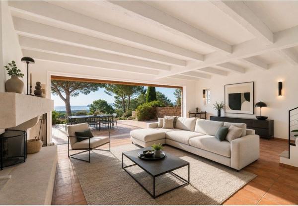 Vente Maison de luxe La Ciotat 7 Pièces 250 m²