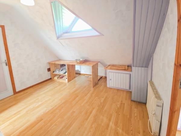 BRETHEL 61270 Maison  très économique 3 chambres, terrain 3.680 m²