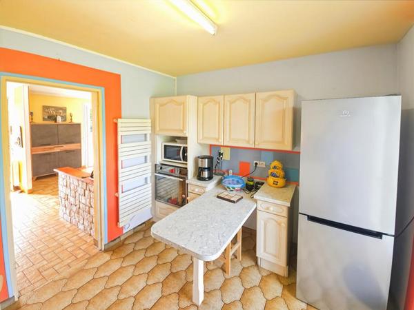 BRETHEL 61270 Maison  très économique 3 chambres, terrain 3.680 m²