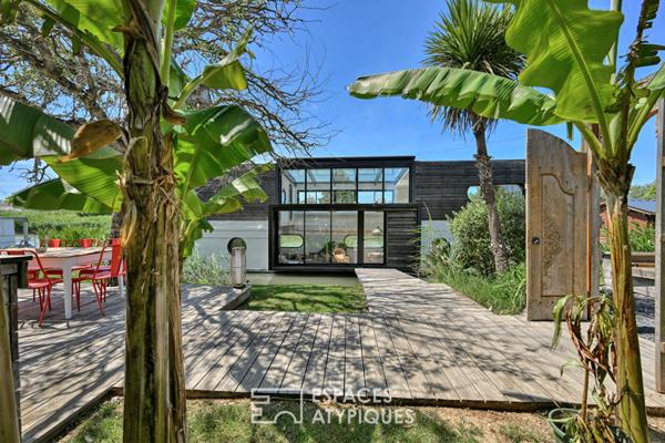 Maison flottante d’exception esprit loft en petite Camargue