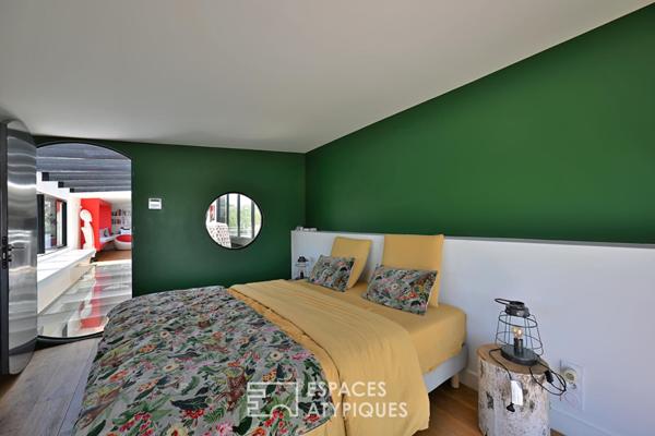 Maison flottante d’exception esprit loft en petite Camargue