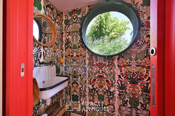 Maison flottante d’exception esprit loft en petite Camargue