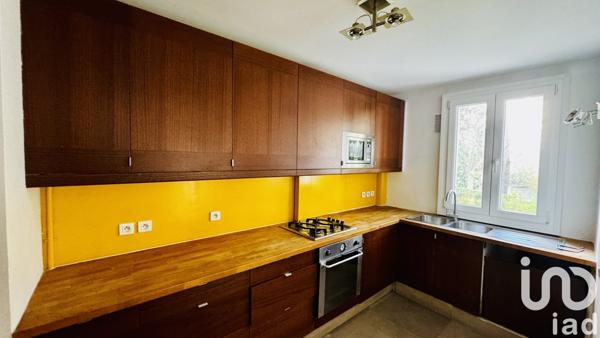 Appartement 5 pièces de 92 m² à Saint-Cloud (92210)