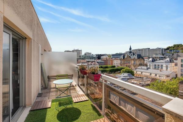 Appartement Suresnes - COEUR DE VILLE