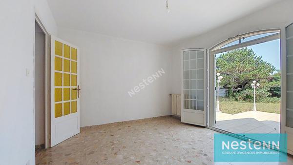 Maison Istres 7 pièce(s) 168 m2, 5 chambres dont 3 au rdc, jardin et double garage