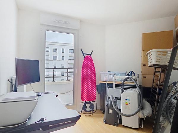 Duplex dernier étage 117 m² - Rooftop 40 m² - 5 ch - DPE A - CHESSY