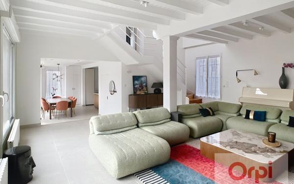 Maison à vendre    7 pièces • 187,43 m2 Issy-les-Moulineaux