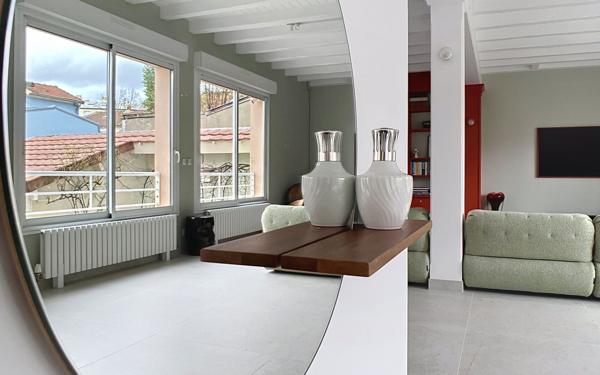 Maison à vendre    7 pièces • 187,43 m2 Issy-les-Moulineaux