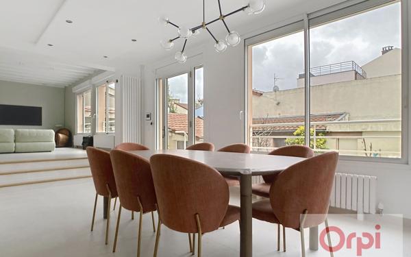Maison à vendre    7 pièces • 187,43 m2 Issy-les-Moulineaux