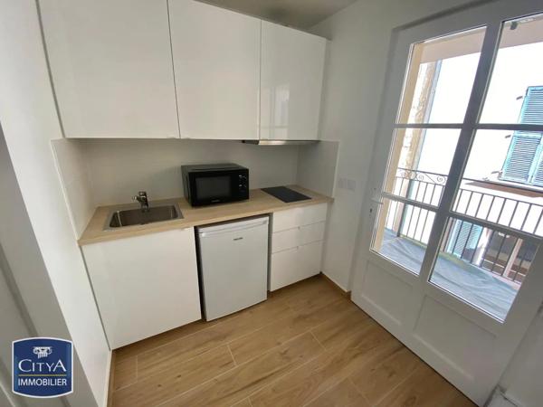 Appartement à louer 1 pièce 22m² Toulon (83000)