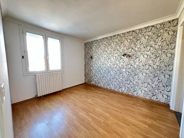 MAISON CENTRE-VILLE - Beau potentiel