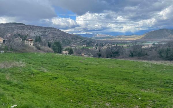 Terrain à vendre    Antonaves