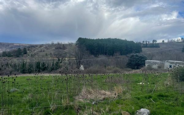 Terrain à vendre    Antonaves