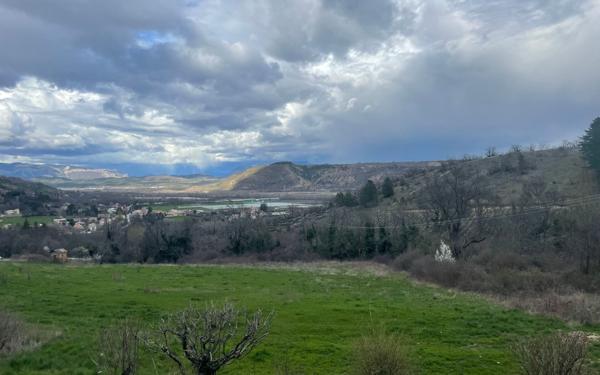 Terrain à vendre    Antonaves