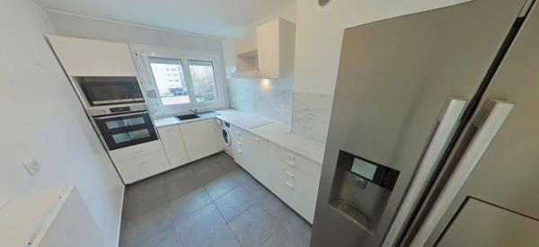 APPARTEMENT T3 A LOUER - VILLEURBANNE Einstein-Salengro 67.04 m 2 994 € charges comprises par mois
