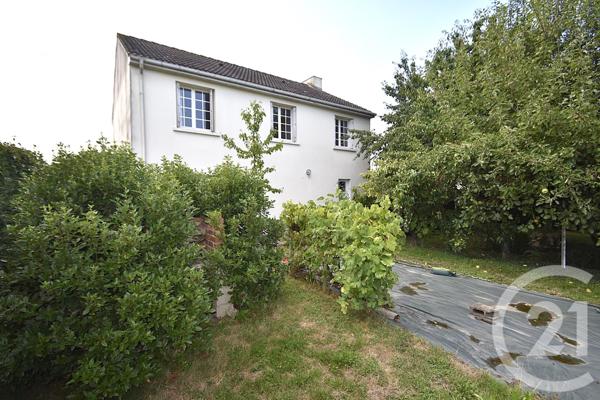Maison à vendre  6 pièces - 95 m2 BAZOUGERS - 53