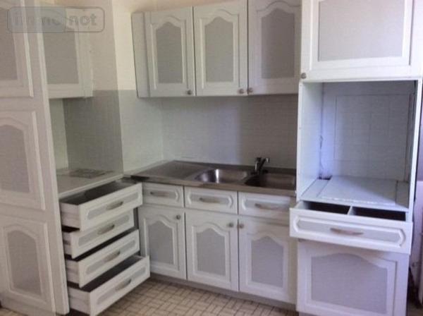 Maison à louer à Bouère en Mayenne (53290), ref : 53007-L303