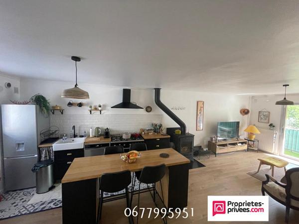 Maison  4 pièce(s) 64.51 m2     2 CHAMBRES    1 PIECE A VIVRE 1 GARAGE 41 M2