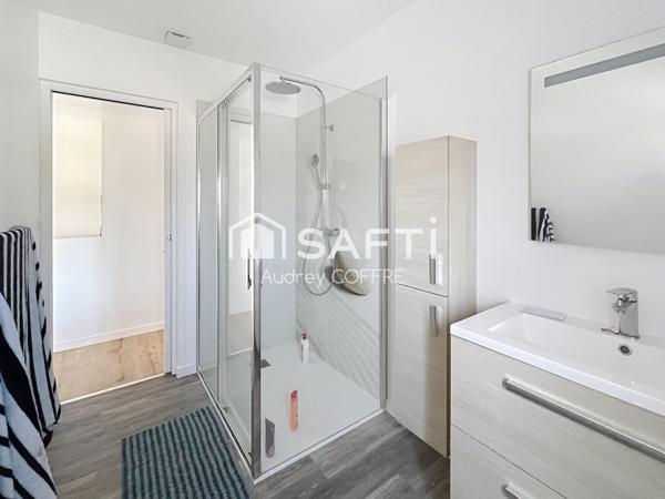 Maison d'architecte entièrement rénovée