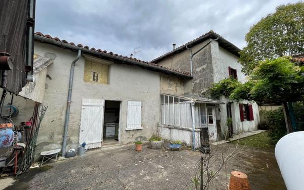 Maison à vendre    6 pièces •  Gabarret