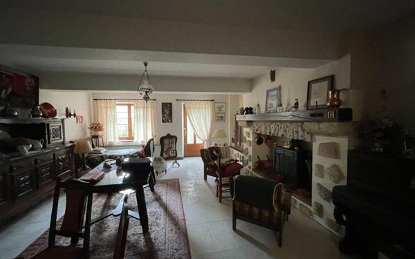 Maison à vendre    6 pièces •  Gabarret