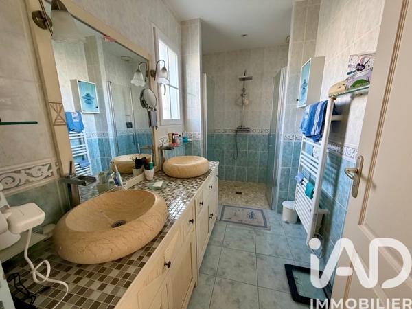 Maison à vendre 4 pièces 127 m² Saint-Georges-d'Oléron