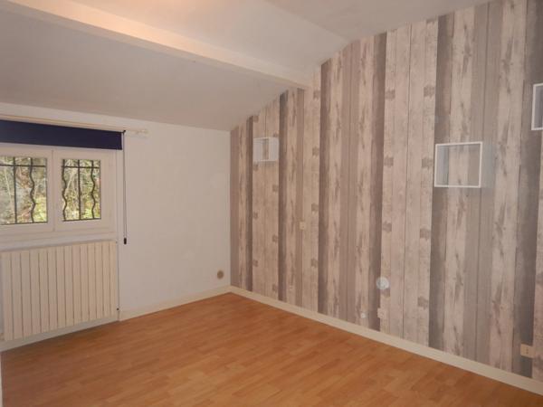 Immeuble à vendre à PERIGUEUX (24).