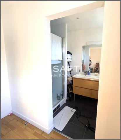 Près des commerces - double garage - vie de plain-pied