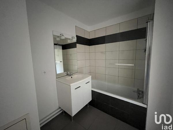 Location appartement 3 pièces 70 m² Mérignac