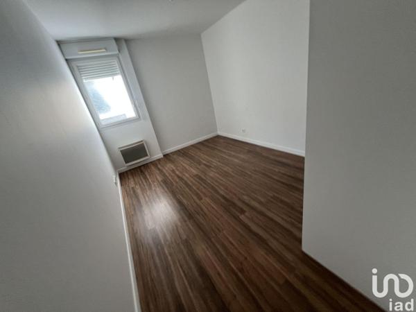 Location appartement 3 pièces 70 m² Mérignac