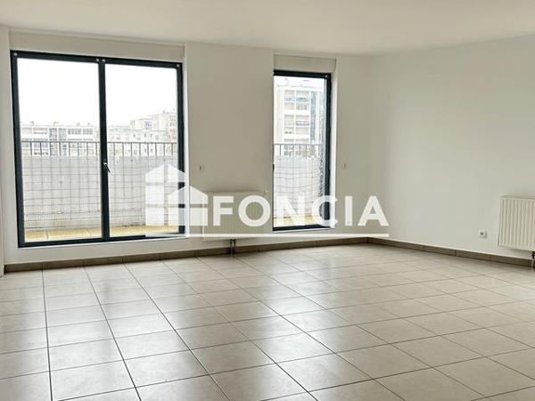 Location Appartement 4 pièces 113.55 m² - 3 RUE DE CRACOVIE Orleans La Source 45100