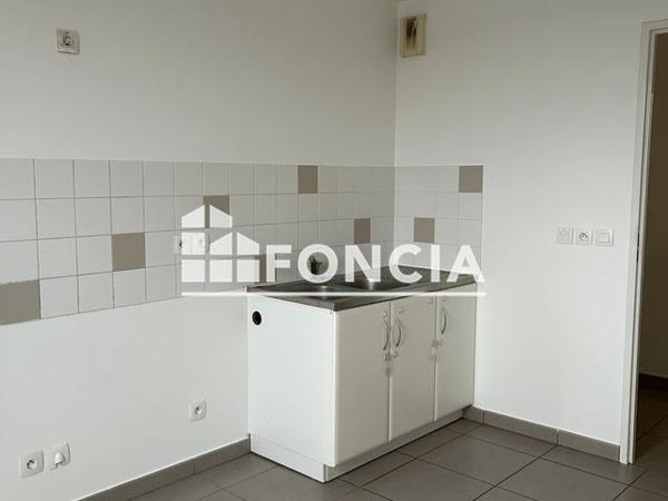 Location Appartement 4 pièces 113.55 m² - 3 RUE DE CRACOVIE Orleans La Source 45100