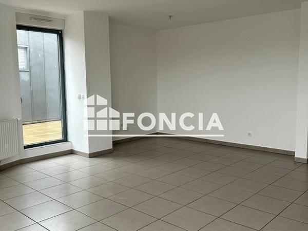 Location Appartement 4 pièces 113.55 m² - 3 RUE DE CRACOVIE Orleans La Source 45100