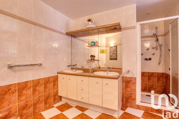 Maison à vendre 5 pièces 164 m² Mougins