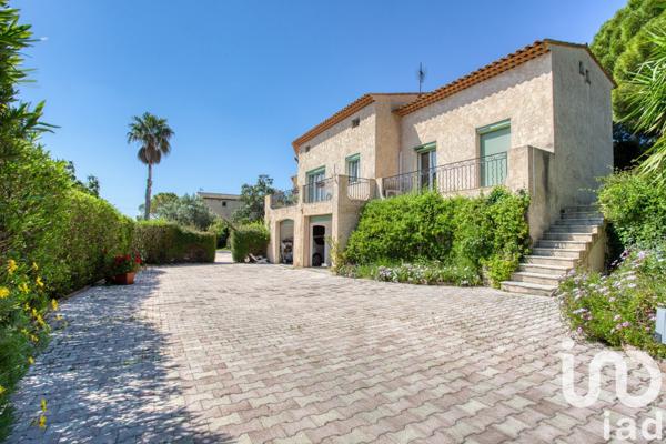 Maison à vendre 5 pièces 164 m² Mougins