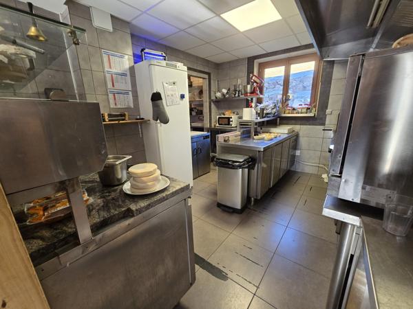 À VENDRE – FONDS DE COMMERCE RESTAURANT – SAINT-JEAN-D’ARVES (73)
