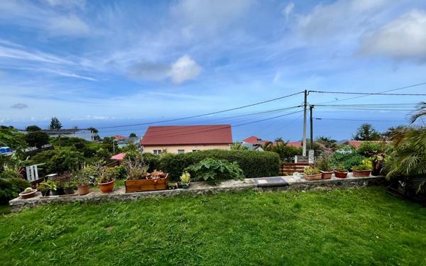 Maison à vendre    3 pièces • 90 m2 Saint-Leu