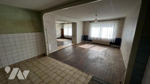 Maison d'habitation mitoyenne à rénover