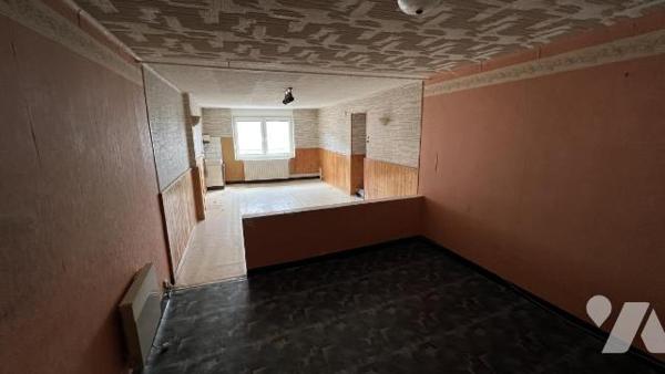 Maison d'habitation mitoyenne à rénover