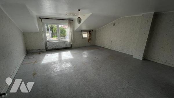 Maison d'habitation mitoyenne à rénover