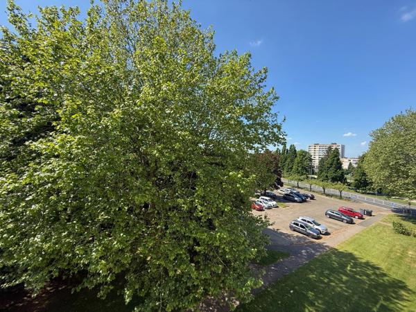 Appartement à vendre 3 pièces MONT SAINT AIGNAN (76)