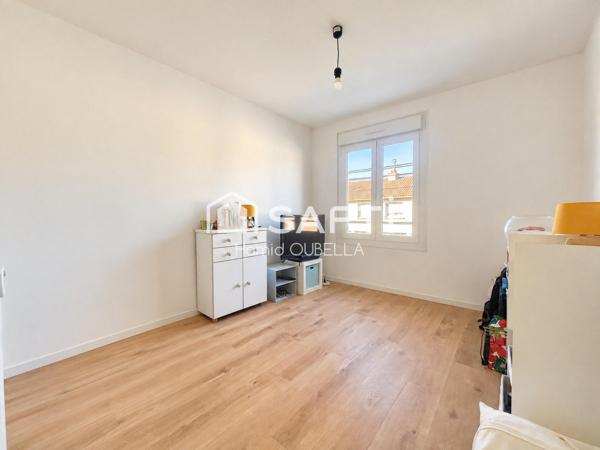 Maison rénovée – 3 chambres – Jardin, garage et cave