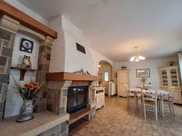 Villa de plain pied avec garage Le Bousquet D Orb 6 pièce(s) 97.4 m2