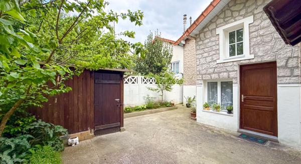 EPINAY-SUR-SEINE - BIEN RARE SUR LE SECTEUR !